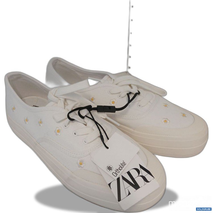 Artikel Nr. 963470: Zara Sneaker mit Blumenstickerei