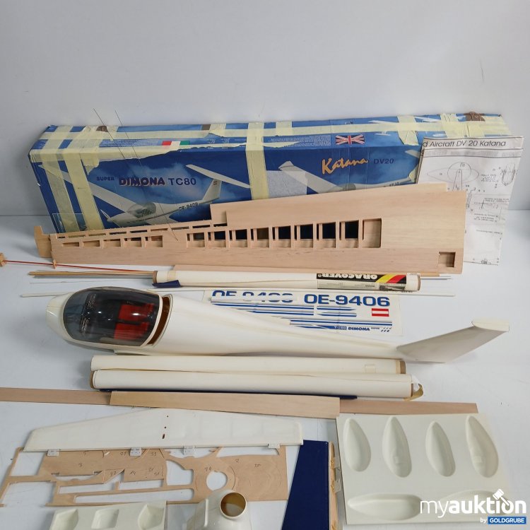 Artikel Nr. 902471: Modell Flugzeug Super Dimona TC80