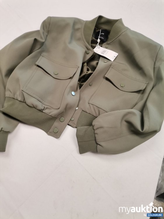 Artikel Nr. 823472 Artikel Nr. 823472: Mango Jacke kurz