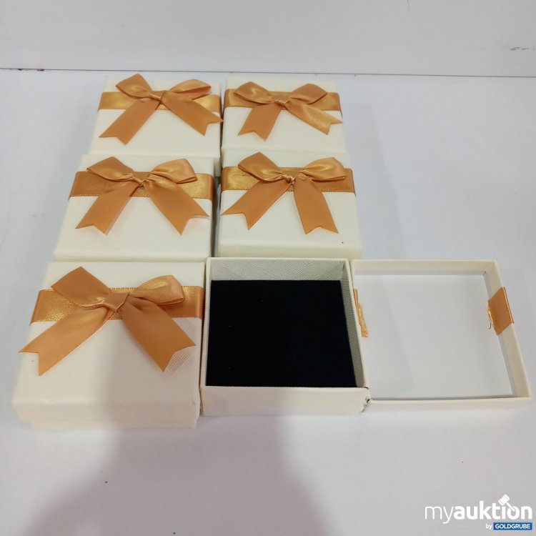 Artikel Nr. 821475 Artikel Nr. 821475: Geschenkpäckchen 6 Stk. 7.5x.7.5x3 cm