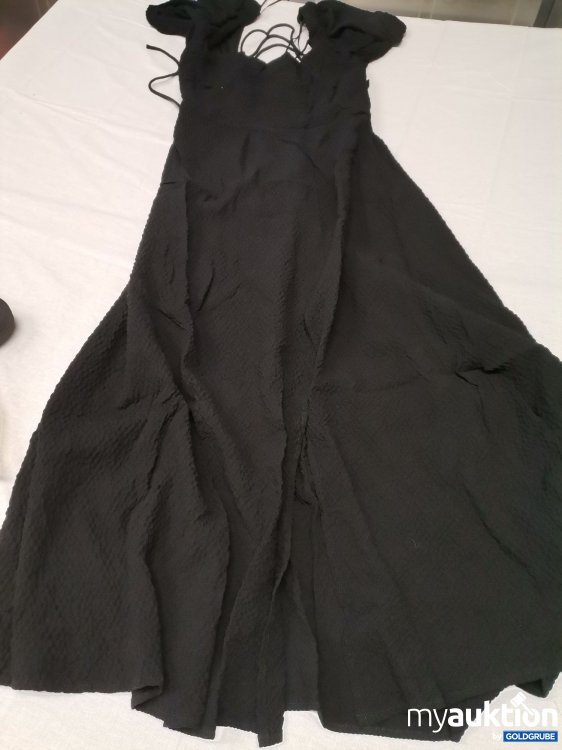 Artikel Nr. 697477: Stradivarius Kleid 