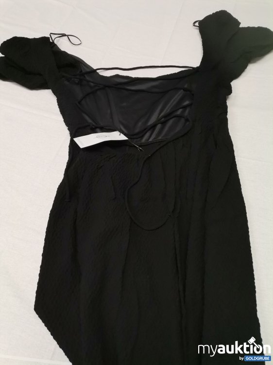 Artikel Nr. 697477: Stradivarius Kleid 