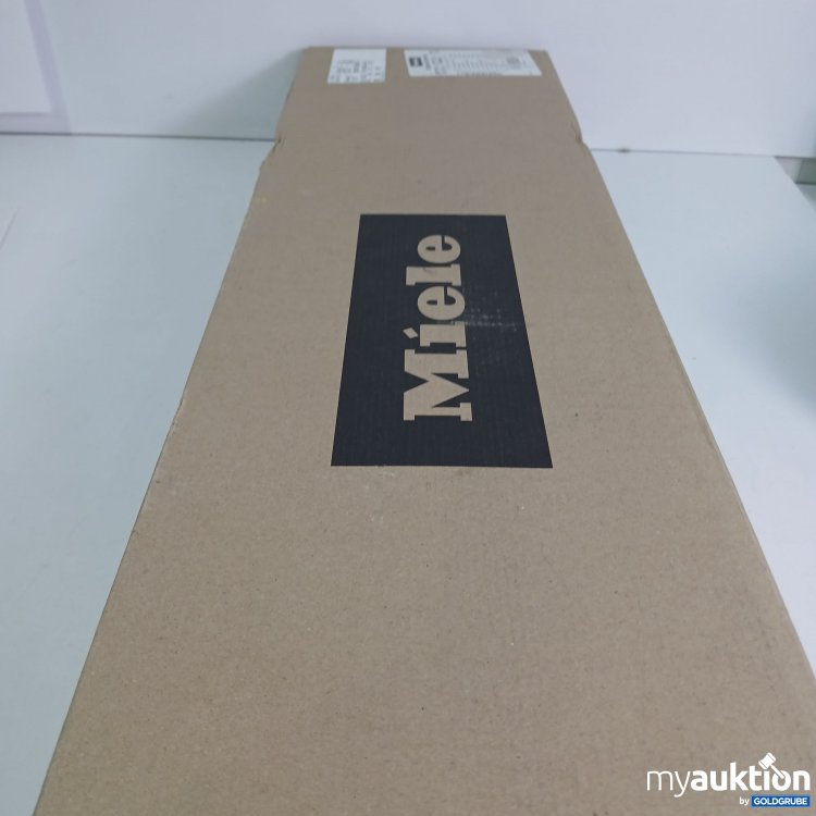 Artikel Nr. 800477 Artikel Nr. 800477: Miele Original Accessory Flachkanal 28996388D