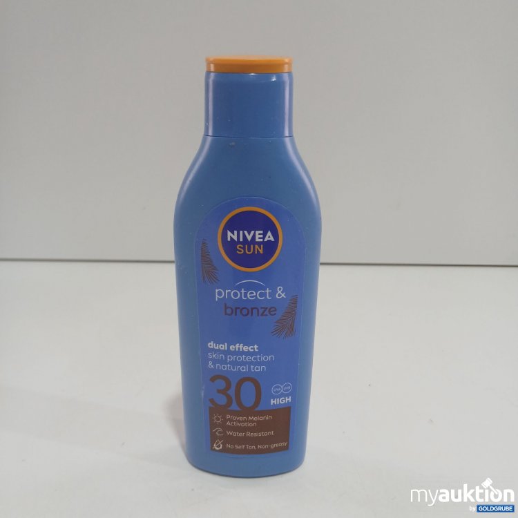 Artikel Nr. 835477 Artikel Nr. 835477: Nivea Sun Protect & Bronze 200ml
