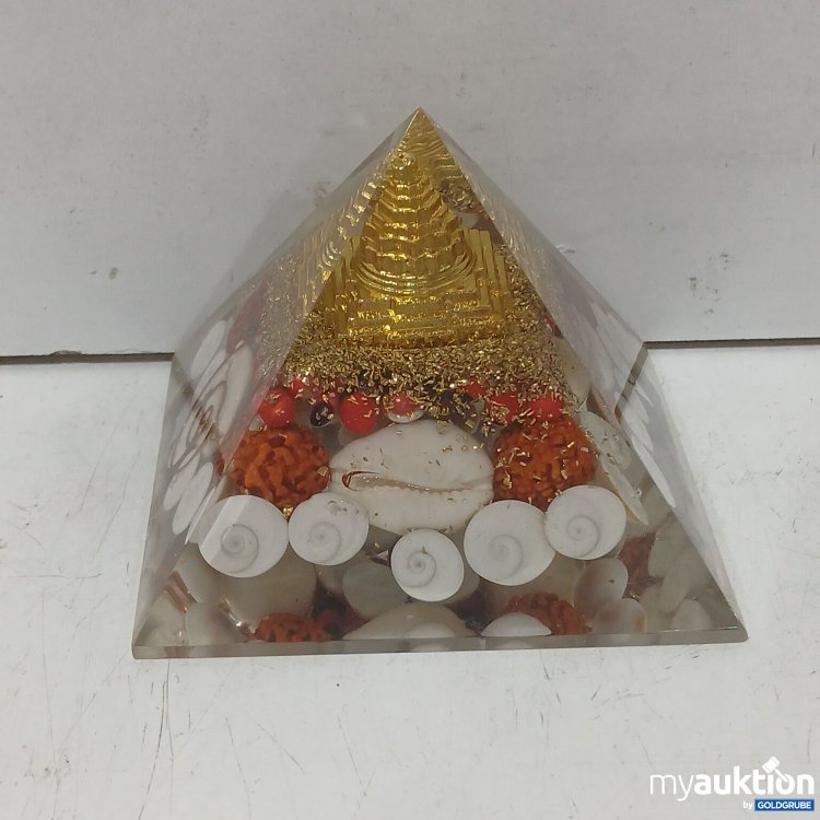 Artikel Nr. 478478: Laxshmi Orgonit-Pyramide 7,5 x 7,5 x 6,5 cm