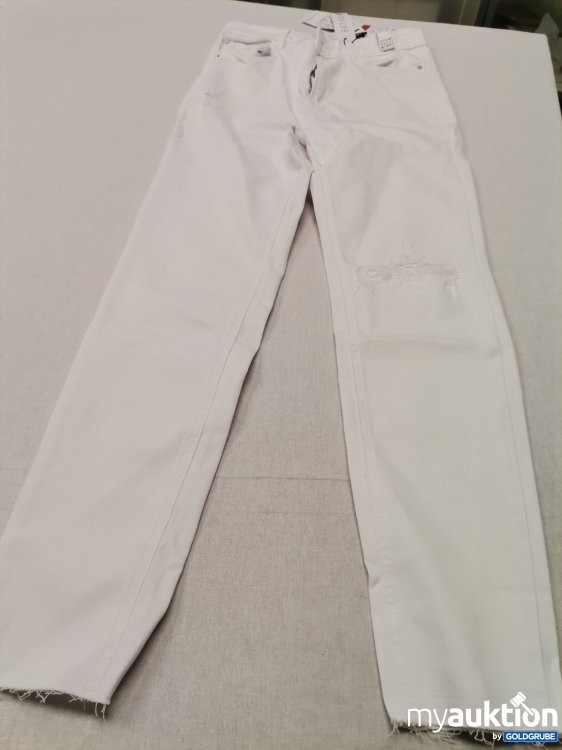 Artikel Nr. 734478 Artikel Nr. 734478: Stradivarius Jeans