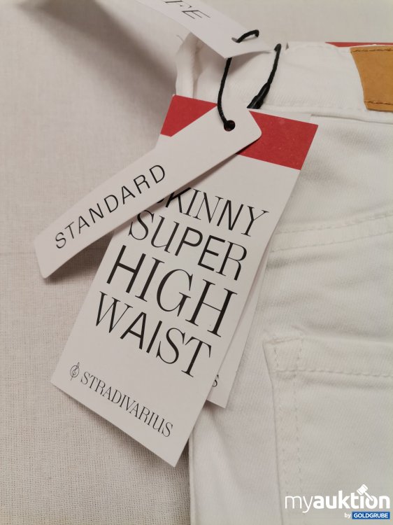 Artikel Nr. 734478 Artikel Nr. 734478: Stradivarius Jeans