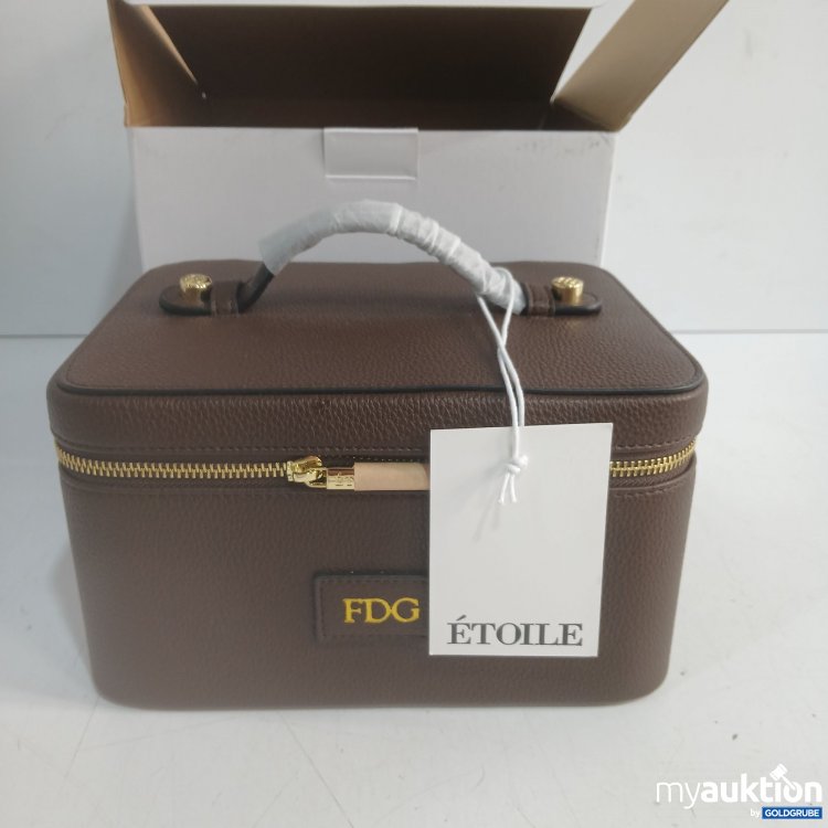 Artikel Nr. 996478 Artikel Nr. 996478: Étoile Kosmetiktasche ca. 24x18cm Höhe ca. 15cm