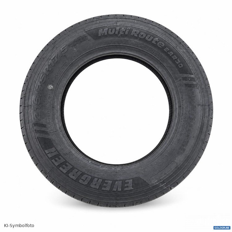 Artikel Nr. 445481 Artikel Nr. 445481: Evergreen 215/75 R17,5 Reifen Multi Route