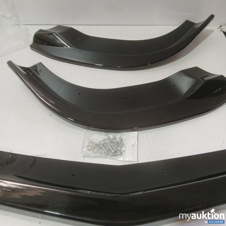 Artikel Nr. 464481: 2x schwarze Kunststoff Kotflügelverbreiterung mit Schrauben