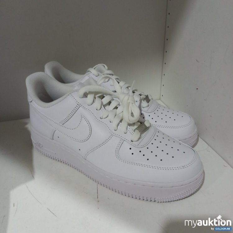 Artikel Nr. 467481 Artikel Nr. 467481: Nike Air Force 1 07 Weiß