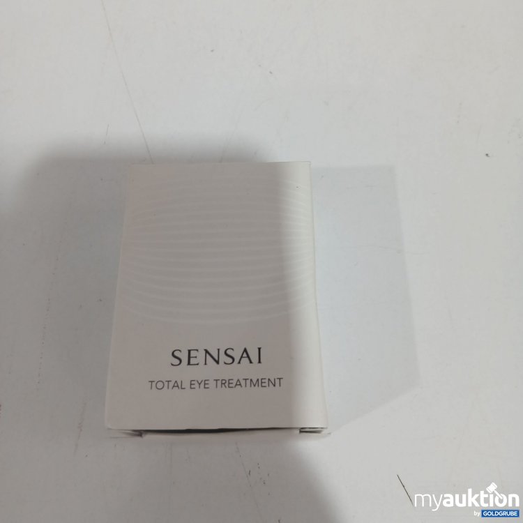 Artikel Nr. 807481 Artikel Nr. 807481: Sensai Total Eye Treatment 2ml
