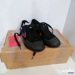 Auktion Feiyue Schuhe 