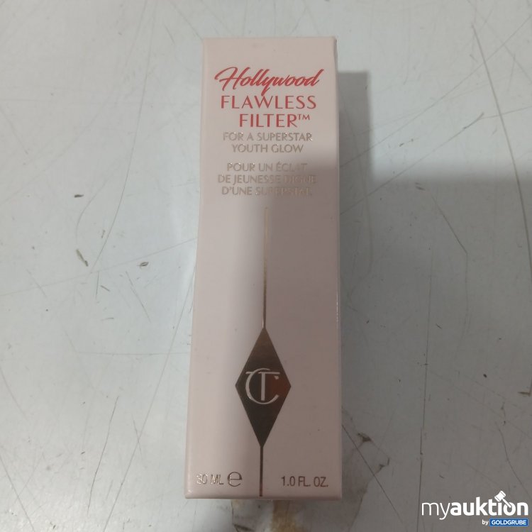 Artikel Nr. 469482 Artikel Nr. 469482: Charlotte Tilbury Hollywood Flawless Filter 30 ml 4,5 Medium