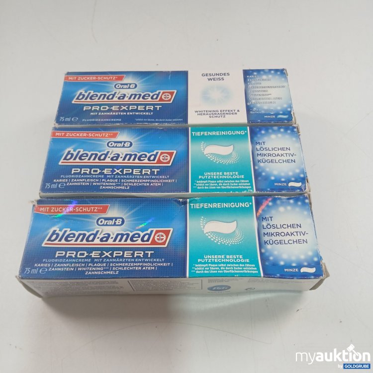 Artikel Nr. 814484 Artikel Nr. 814484: Blend a med Zahnpflege 3x75ml