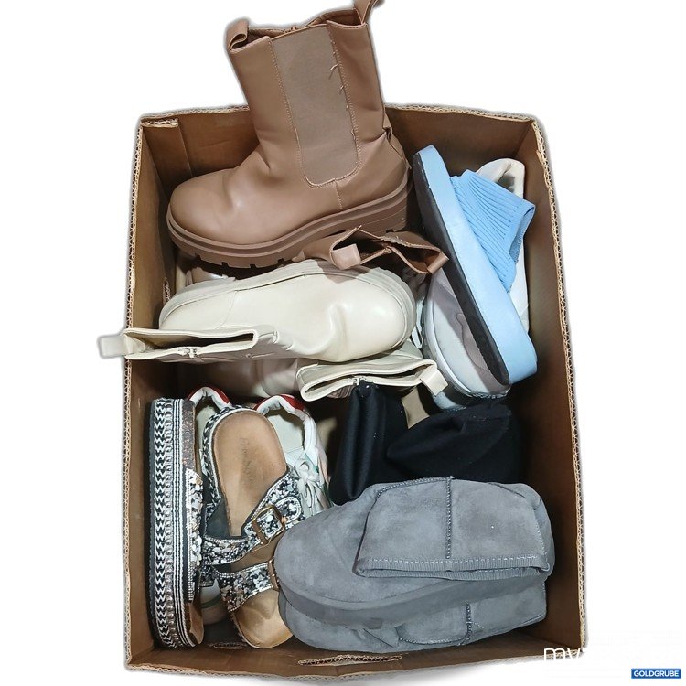 Artikel Nr. 443487: Diverse Schuhe Größe 38