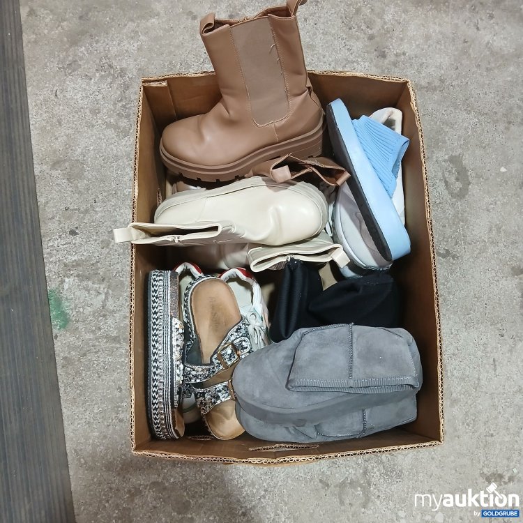 Artikel Nr. 443487: Diverse Schuhe Größe 38