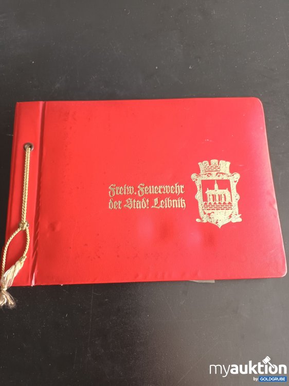 Artikel Nr. 398490: Teilbestücktes Fotoalbum der Freiwilligen Feuerwehr der Stadt Leibnitz 1956
