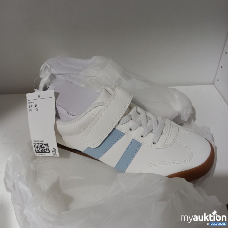 Artikel Nr. 467490 Artikel Nr. 467490: H&M Kinderschuh mit hellblauen Streifen