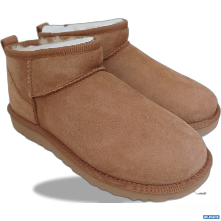 Artikel Nr. 980494 Artikel Nr. 980494: UGG W CLASSIC ULTRA MINI Stiefel