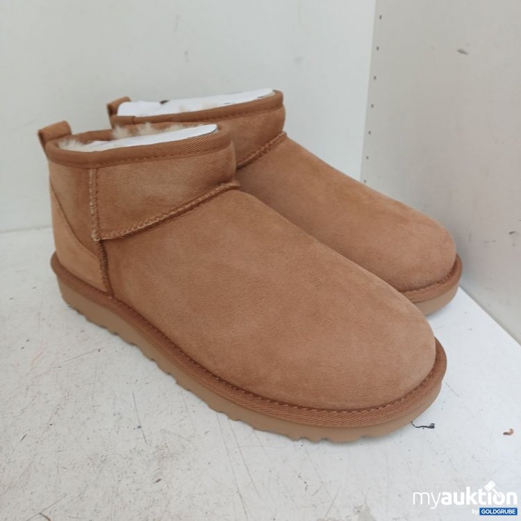 Artikel Nr. 980494 Artikel Nr. 980494: UGG W CLASSIC ULTRA MINI Stiefel
