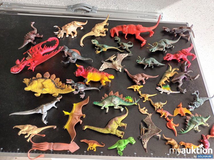 Artikel Nr. 398497 Artikel Nr. 398497: Großes Dinosaurier Spielzeug Set