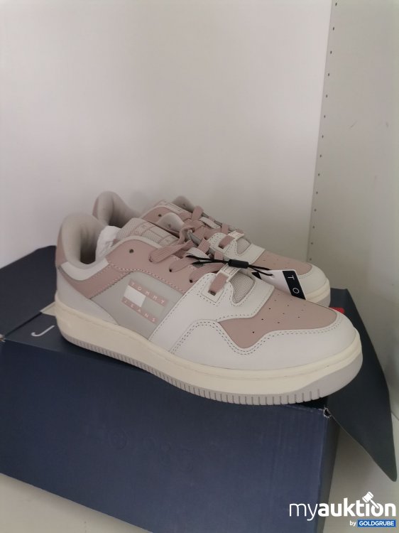 Artikel Nr. 848501 Artikel Nr. 848501: Tommy Hilfiger retro basket tonal logo Sneaker