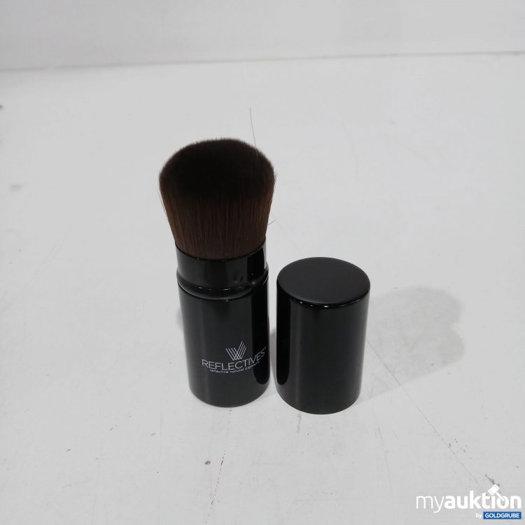 Artikel Nr. 807502 Artikel Nr. 807502: Reflectives Makeup Pinsel