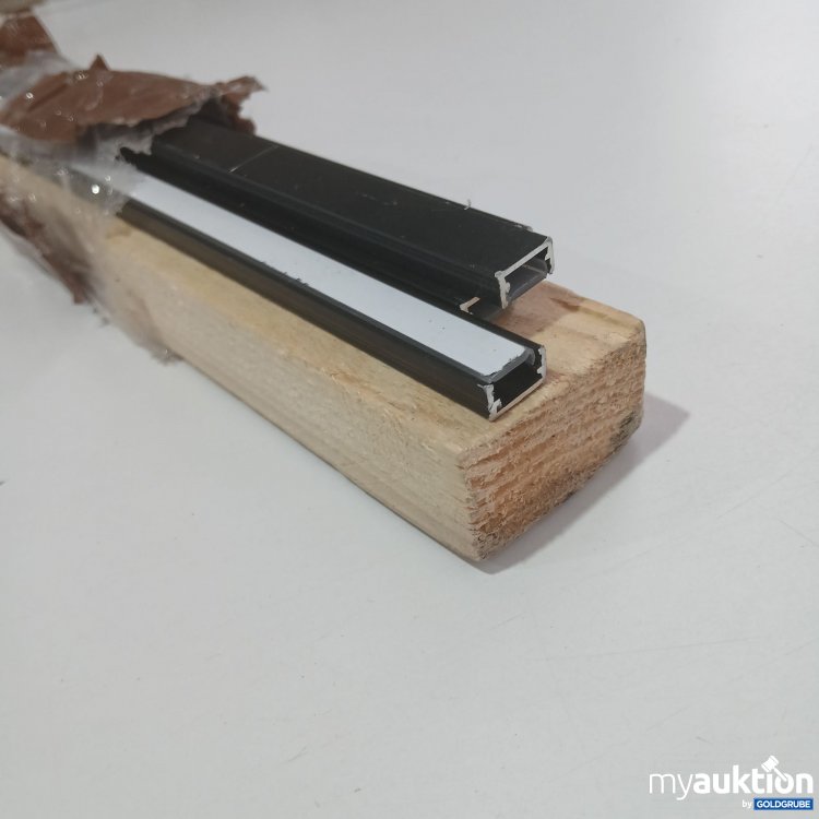 Artikel Nr. 839502: Aluminiumprofil für versteckte LED-Beleuchtung 4x