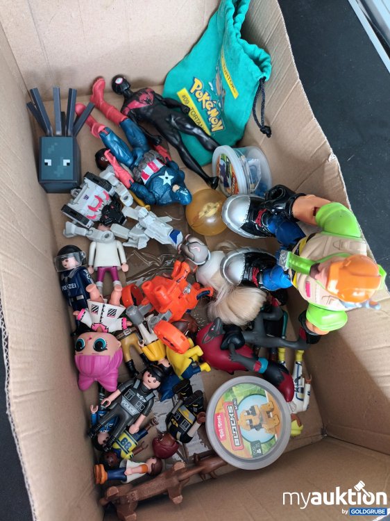 Artikel Nr. 398505 Artikel Nr. 398505: Karton mit meist Spielzeug Figuren