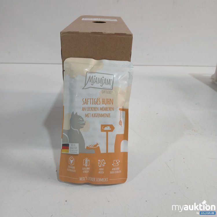 Artikel Nr. 885505: Mjamjam Katzenfutter saftiges Huhn an leckeren Möhrchen 12x125g