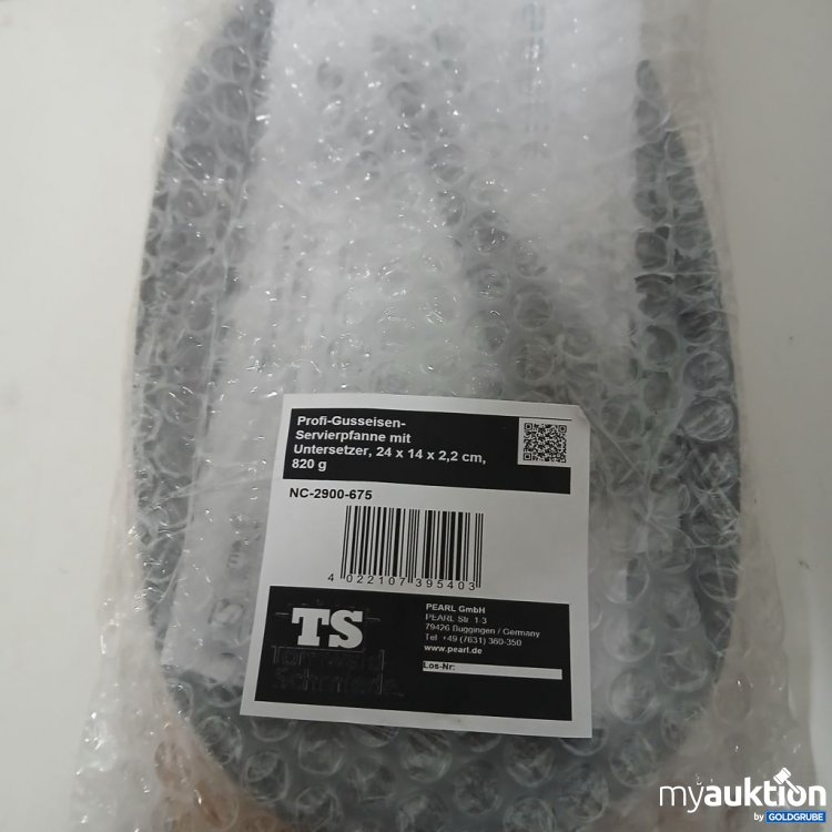 Artikel Nr. 918507 Artikel Nr. 918507: TS Profi-Gussiesen-Servierpfanne mit Untersetzer 24x14x2,2 cm