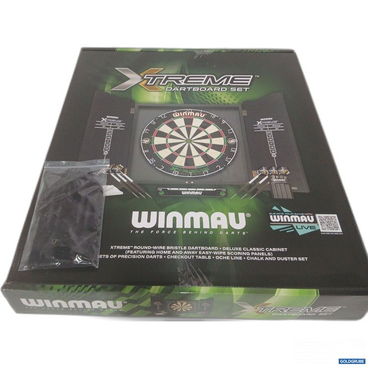 Artikel Nr. 446514 Artikel Nr. 446514: Winmau XTreme Dartboard 815101 ca 60x50x8cm mit 2Sätze Pfeile (je 3Stk)