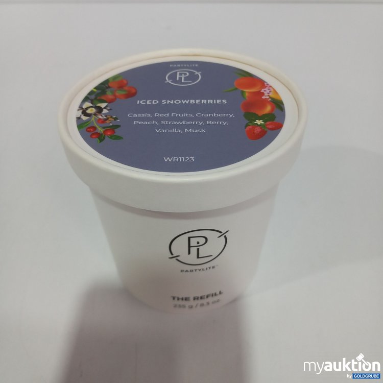 Artikel Nr. 820517 Artikel Nr. 820517: PartyLite Refill Iced Snowberries 235g