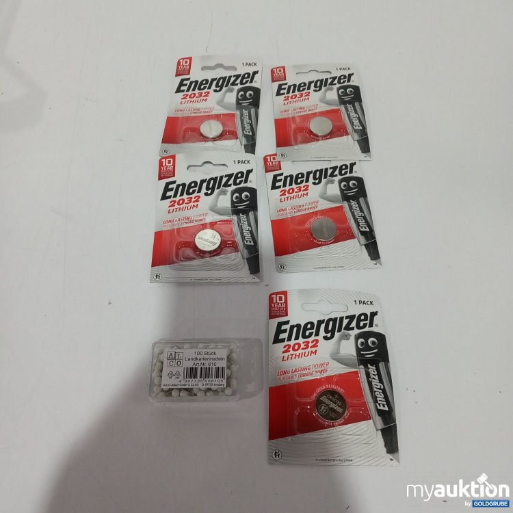 Artikel Nr. 821518 Artikel Nr. 821518: Energizer 2032 Lithium 5x, 1x Landkartenstecknadeln 100 Stk