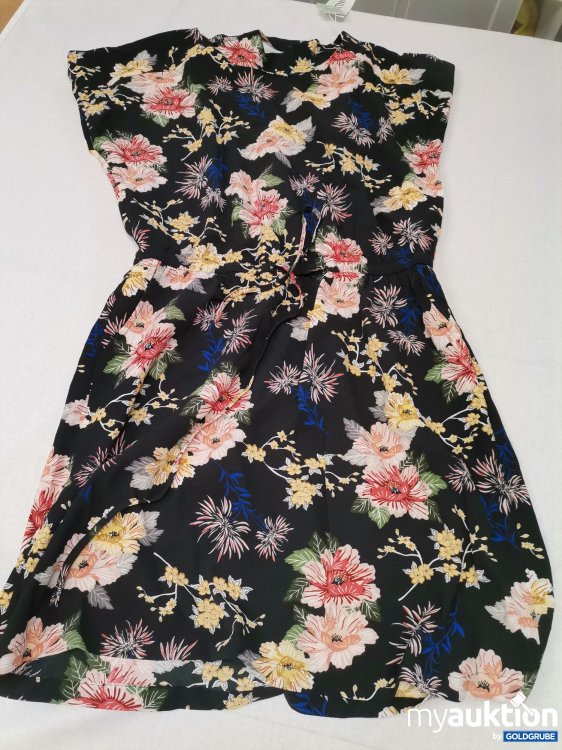 Artikel Nr. 727520: Only Kleid 