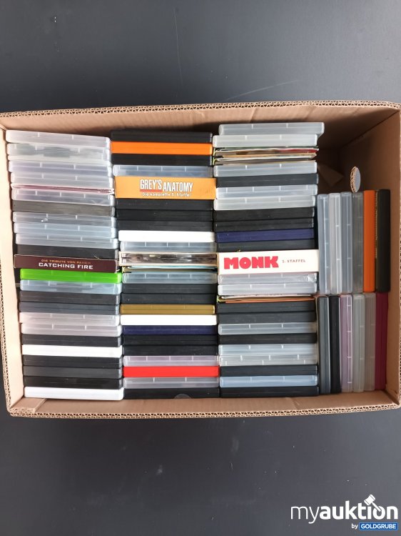 Artikel Nr. 398524 Artikel Nr. 398524: Voller Bananen Karton mit Dvds
