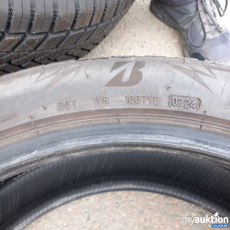 Artikel Nr. 523524: Bridgestone Blizzak LM005 235/50 R20