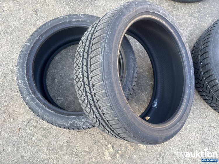 Artikel Nr. 442525: Kumho Wintercraft WP72 245/40 R19 XL