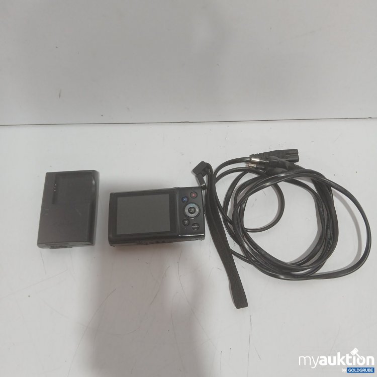Artikel Nr. 445526: Canon Digitalkamera 4,3V  IXUS mit Ladegerät und Kabel gebraucht, Funktion nicht getestet
Nr. 013060043975