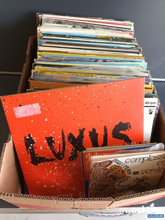 Artikel Nr. 398527 Artikel Nr. 398527: Karton mit über 100 Schallplatten