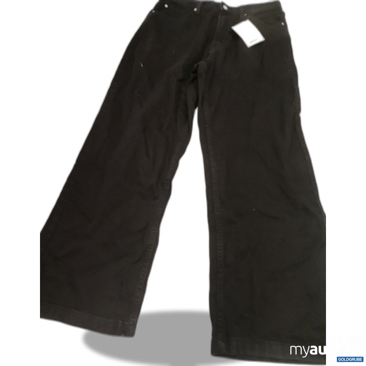 Artikel Nr. 879527: Bershka Baggy Jeans 