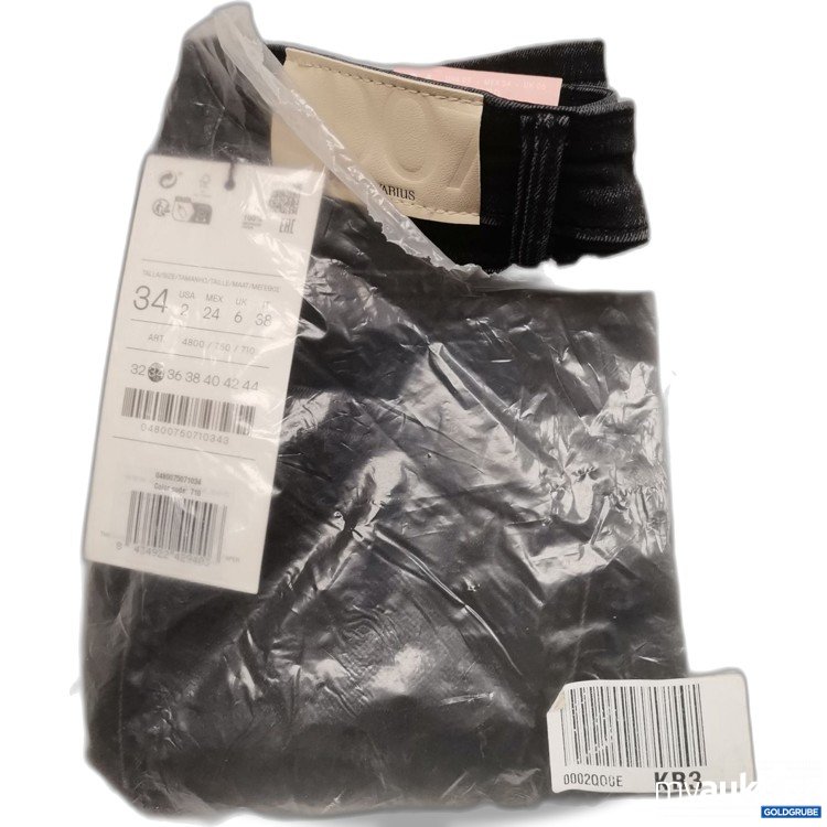 Artikel Nr. 879529 Artikel Nr. 879529: Stradivarius skinny regular waist Jean's