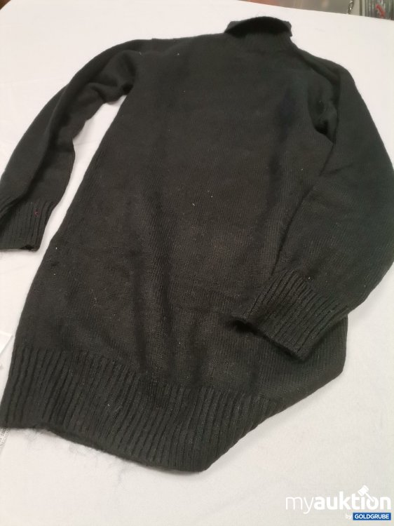 Artikel Nr. 836533 Artikel Nr. 836533: H&M Strickkleid