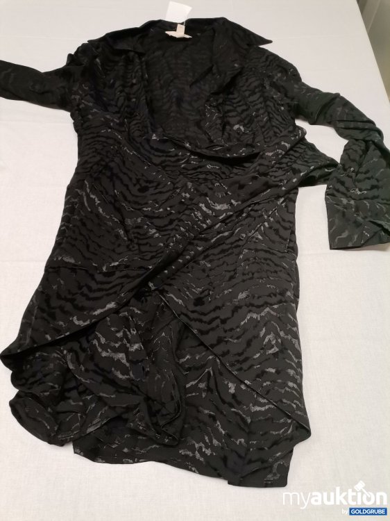 Artikel Nr. 706539 Artikel Nr. 706539: H&M Wickelkleid