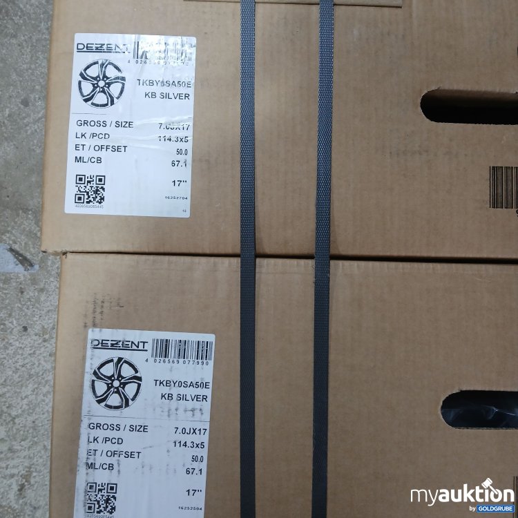 Artikel Nr. 951540: Dezent Felgen 7,0Jx17 LK 114,3x5 ET50  KB Silver 