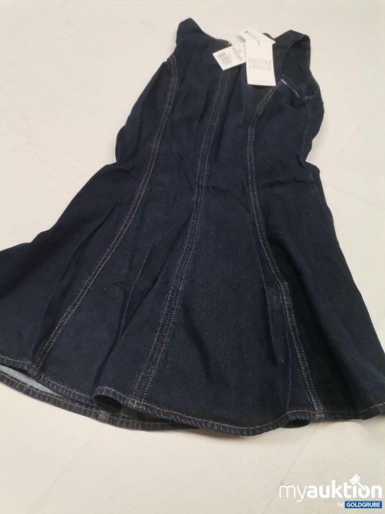 Artikel Nr. 879541 Artikel Nr. 879541: Stradivarius Jeans Kleid