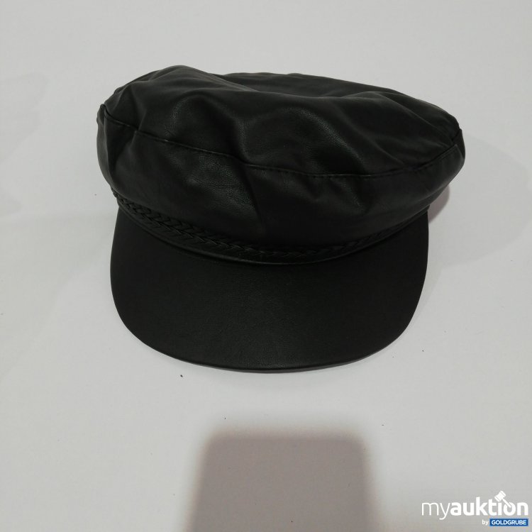 Artikel Nr. 378542 Artikel Nr. 378542: Bershka Leder Kappe