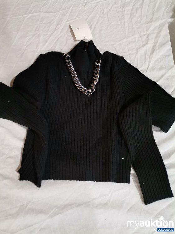 Artikel Nr. 514543: Bershka Pullover kurz