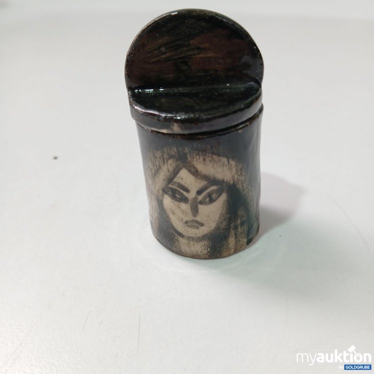 Artikel Nr. 800543 Artikel Nr. 800543: Bianca Tschaikner Hand-painted ceramic jar .